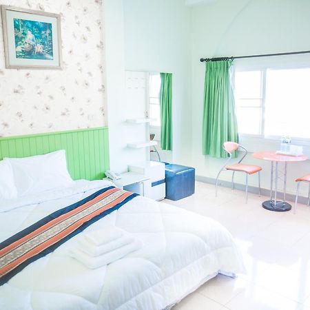 Nine Inn @ Town Phuket Exterior foto