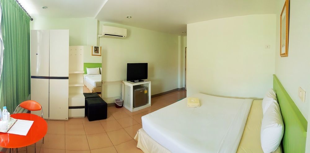 Nine Inn @ Town Phuket Exterior foto